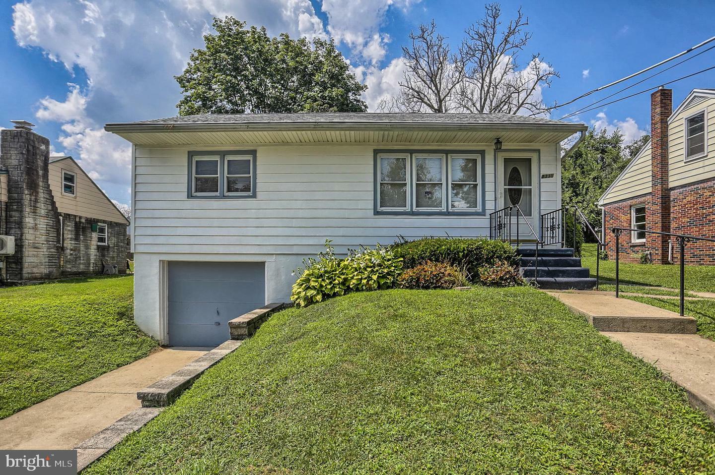 Property Photo:  1335 Main Street  PA 17113 