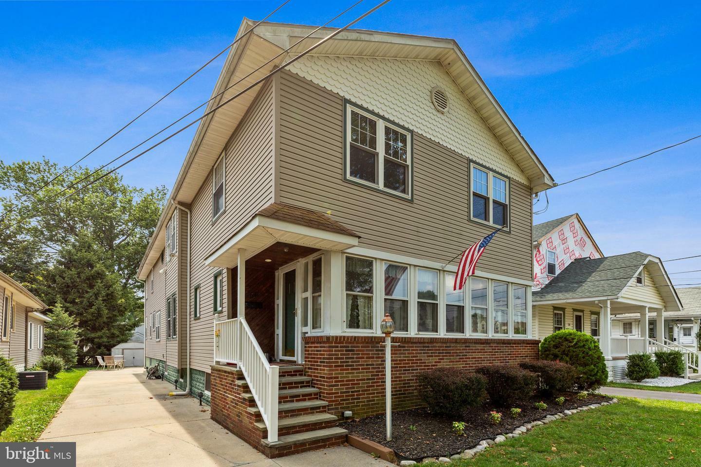 Property Photo:  60 Harding Avenue  NJ 08107 