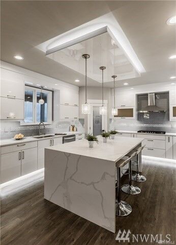 Property Photo:  5954 Monument Dr  WA 98248 