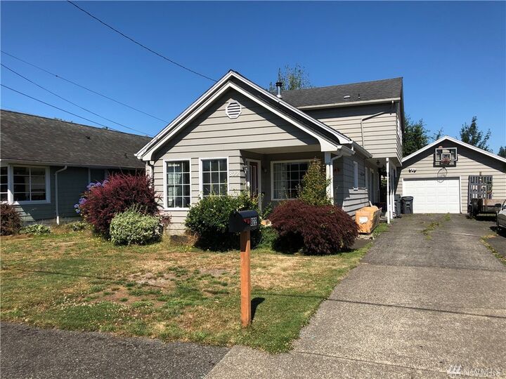 Property Photo: 822 1st St WA 98550