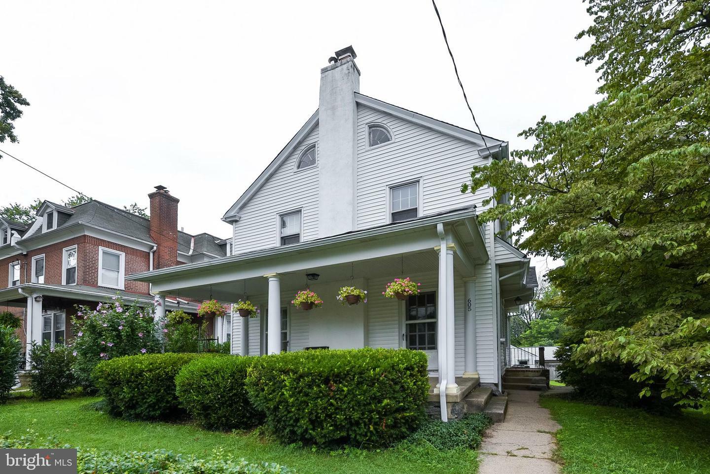 Property Photo:  605 Shoemaker Avenue  PA 19046 