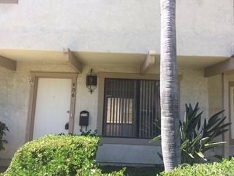 Property Photo: 406 Via De Leon CA 92870
