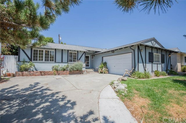 Property Photo:  1135 W Queenside Drive  CA 91722 