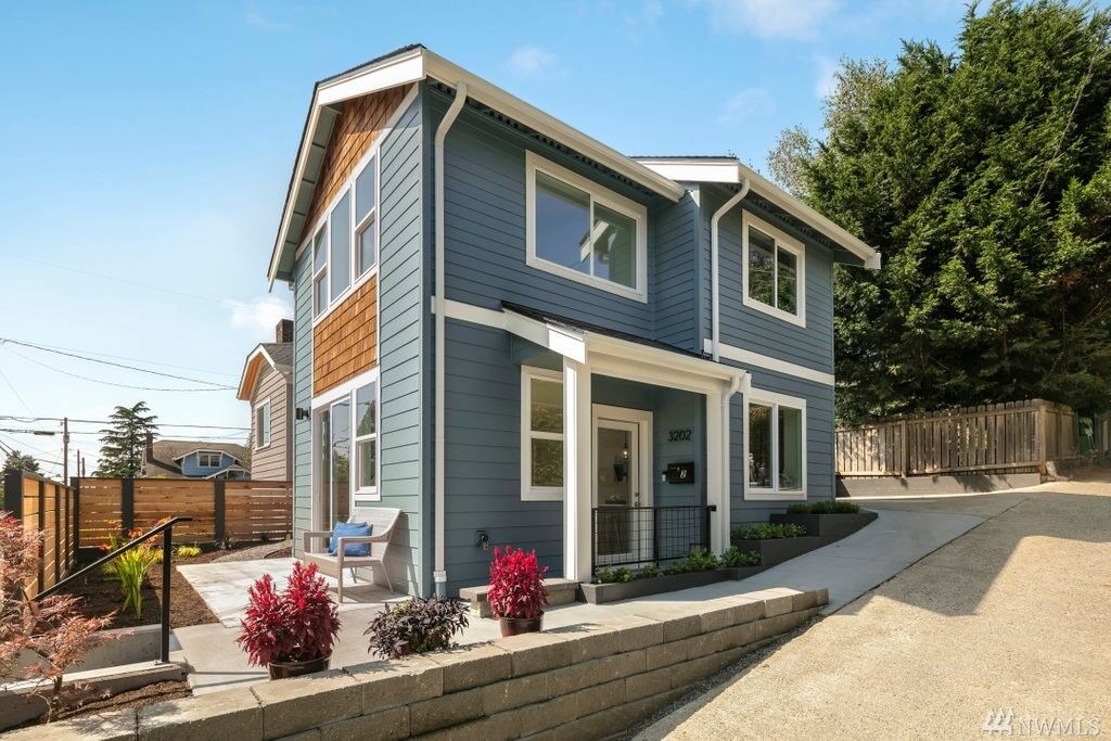 Property Photo: 3202 NW 70th St 2 WA 98117