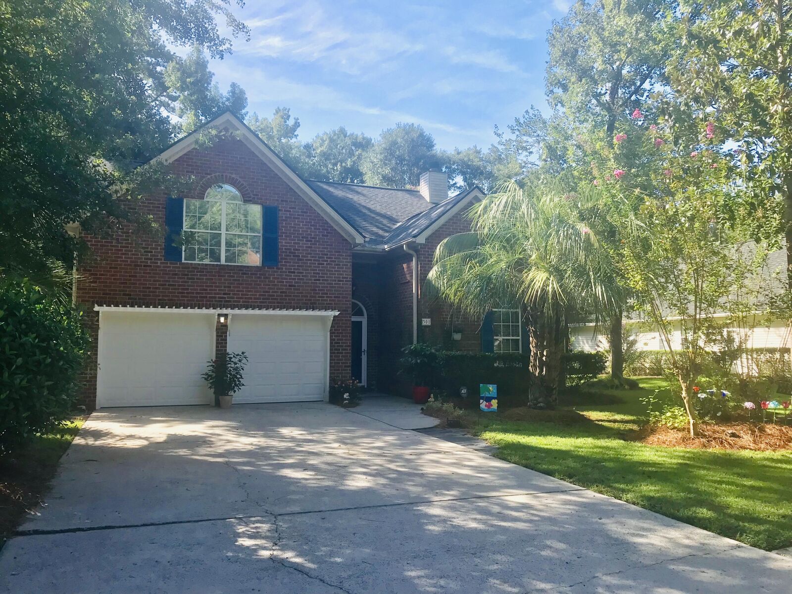 Property Photo: 301 Essex Drive SC 29485