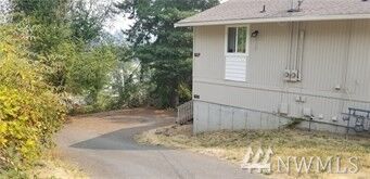 Property Photo: 620 & 622 Terrell Ave WA 98312