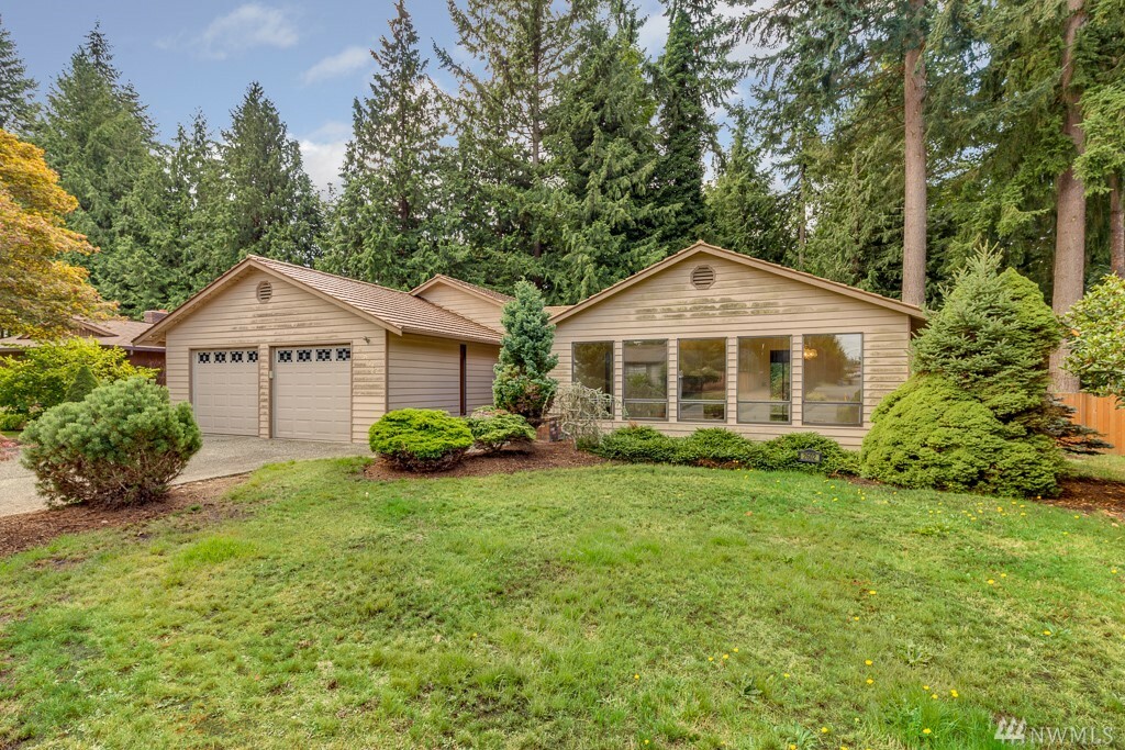 Property Photo:  2602 81st Place SE  WA 98203 