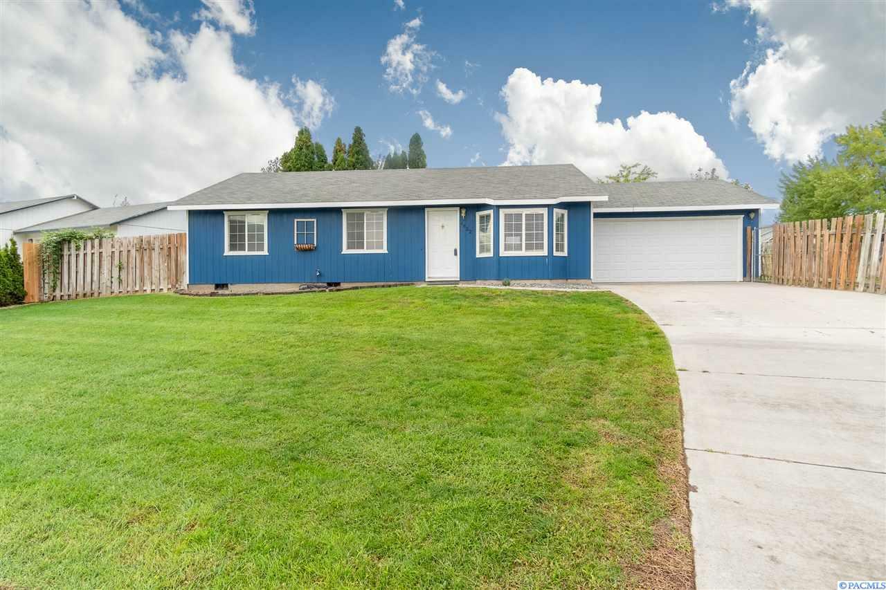 4852 Peony St  West Richland WA 99353 photo