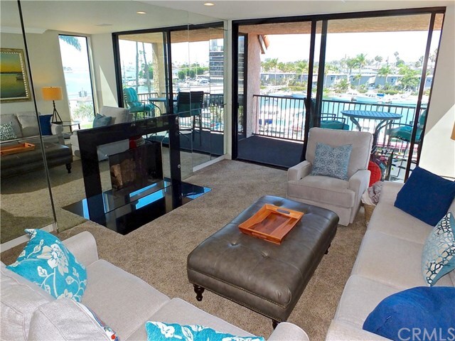 Property Photo: 201 Bay Shore Avenue 302 CA 90803