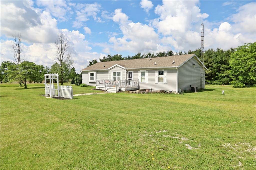 Property Photo:  1962 S County Road 31  OH 43311 