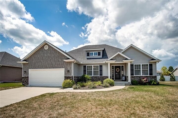 712 Sherwood  Troy OH 45373 photo