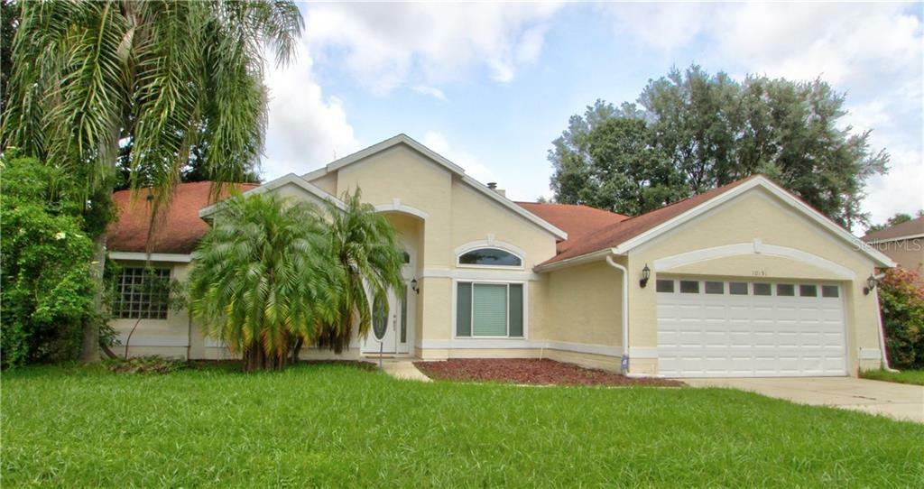 Property Photo:  10151 Pointview Court  FL 32836 