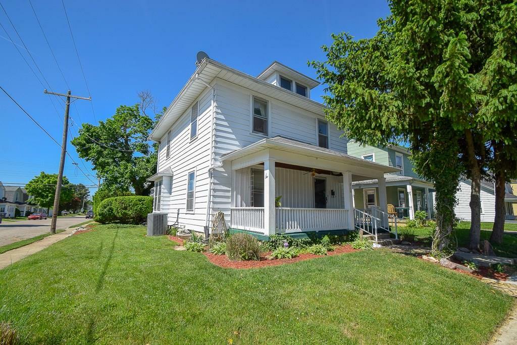 Property Photo:  826 E Franklin  OH 45373 