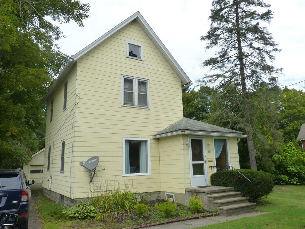 Property Photo:  
