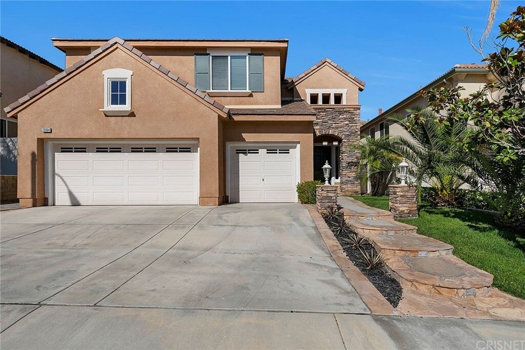 Property Photo:  29164 Bentley Way  CA 91387 