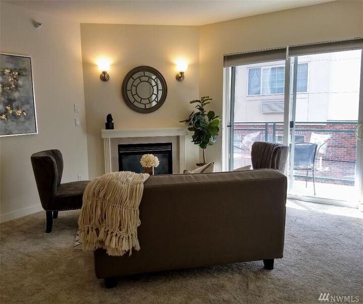 Property Photo: 2331 42nd Ave SW 311 WA 98116