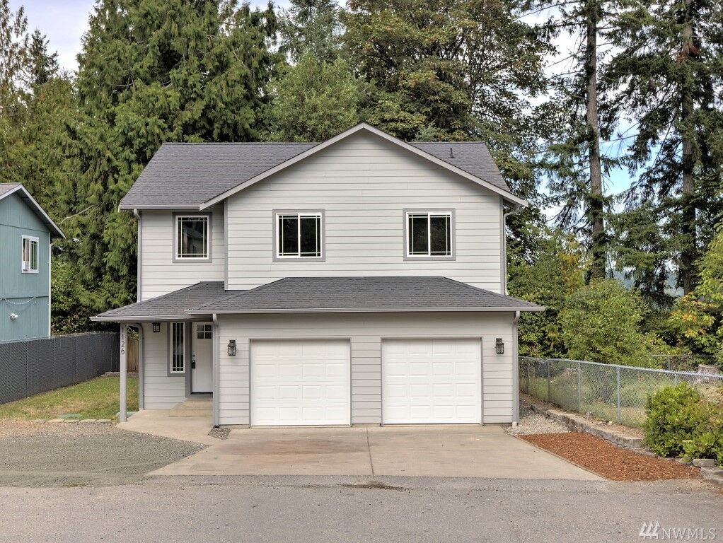 Property Photo: 1126 Ellinor Ave WA 98584
