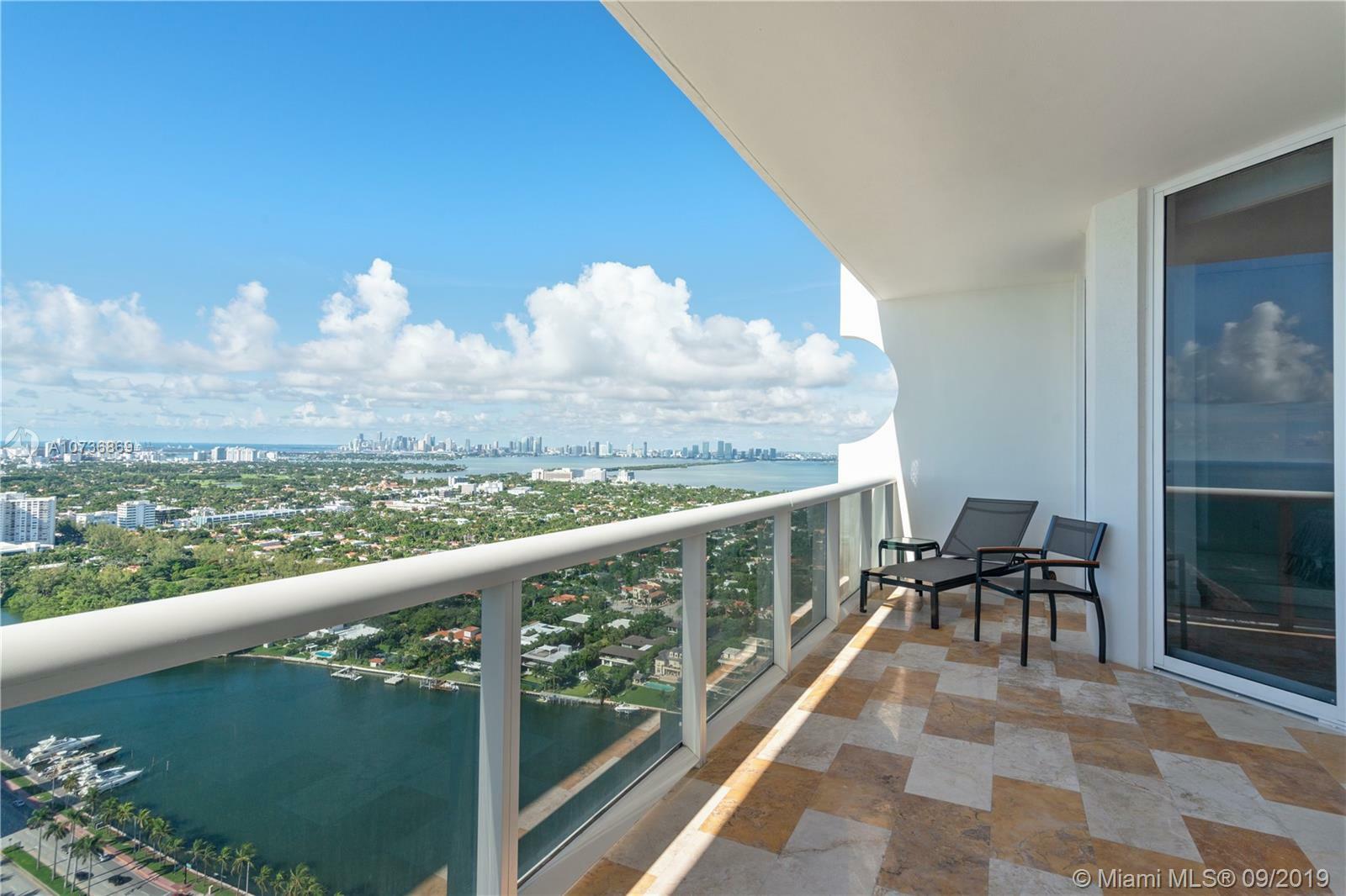 Property Photo:  4775 Collins Ave Ph4204  FL 33140 