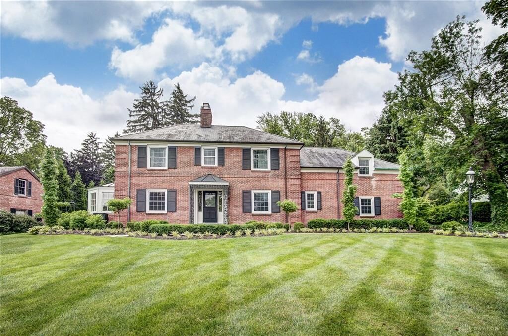 Property Photo: 130 W Thruston Boulevard OH 45419