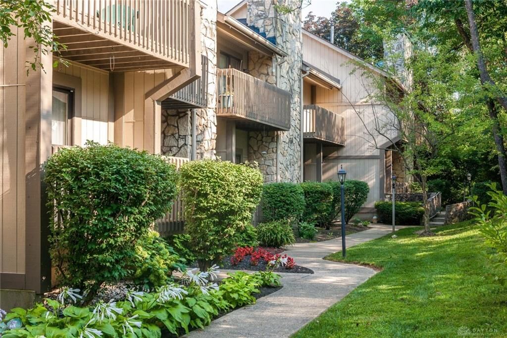 Property Photo:  217 Hermitage Court  OH 45459 