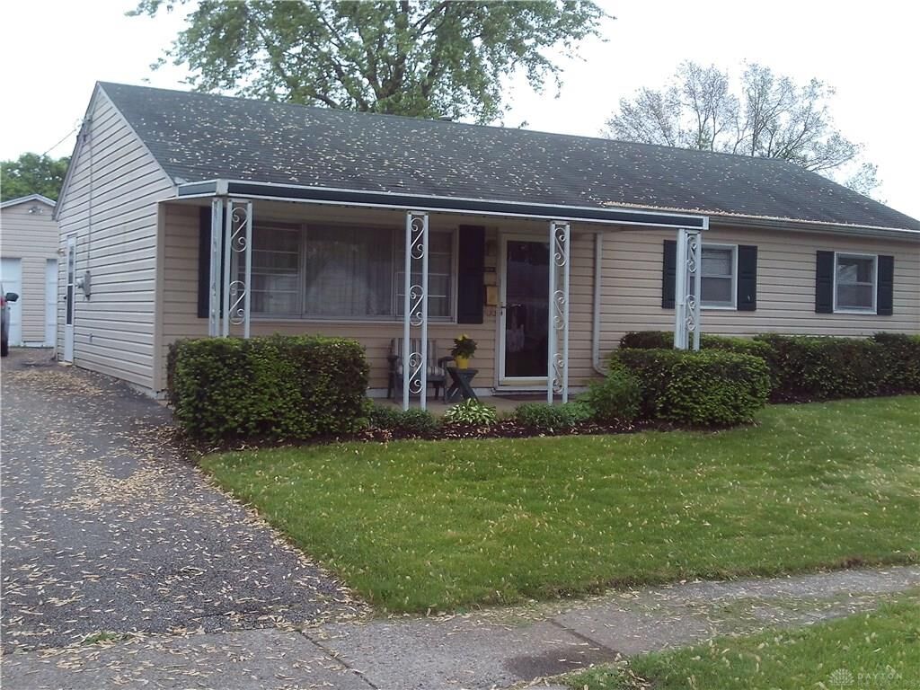 Property Photo: 2574 Dunhill Place OH 45420