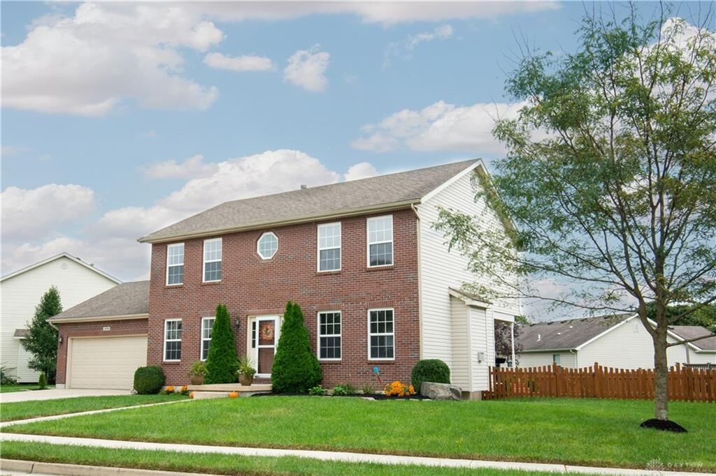 Property Photo: 1379 Sterling Drive OH 45373