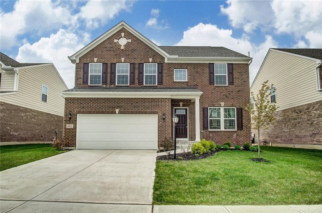 Property Photo: 1611 Cedar Creek Drive OH 45458