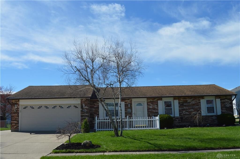 Property Photo: 1020 Meadow Run Road OH 45322