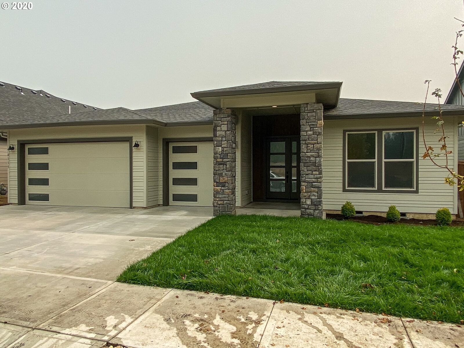 Property Photo: 4115 SE 17th Ave WA 98606