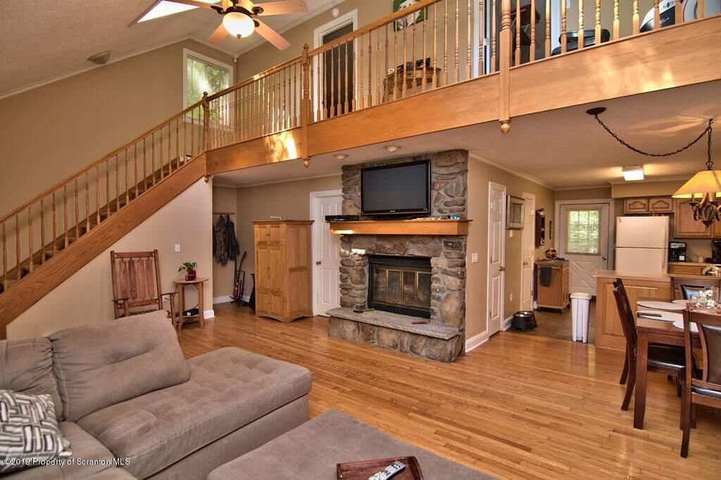 Property Photo:  67 Ridge Road  PA 18424 