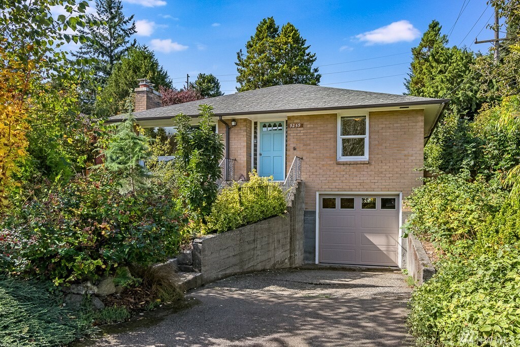 Property Photo:  9259 Dibble Ave NW  WA 98117 