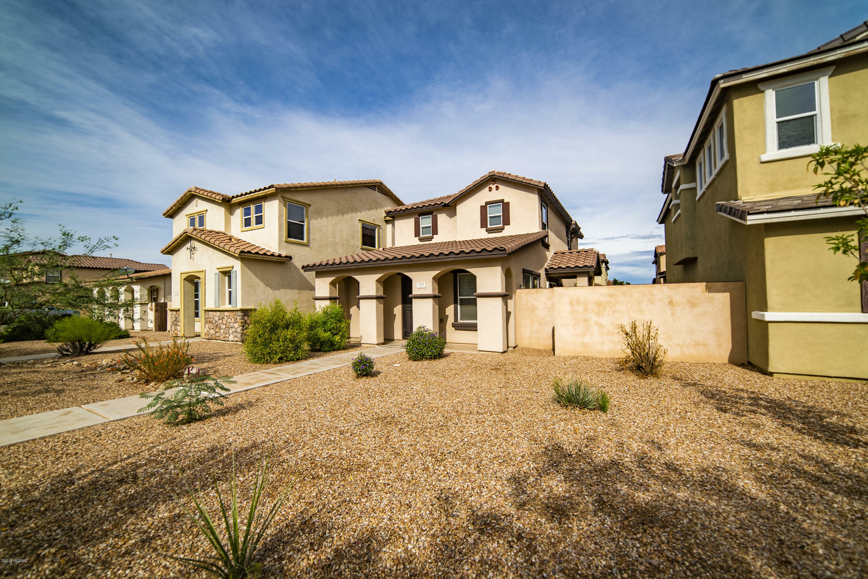 Property Photo:  771 W Paseo Celestial  AZ 85629 