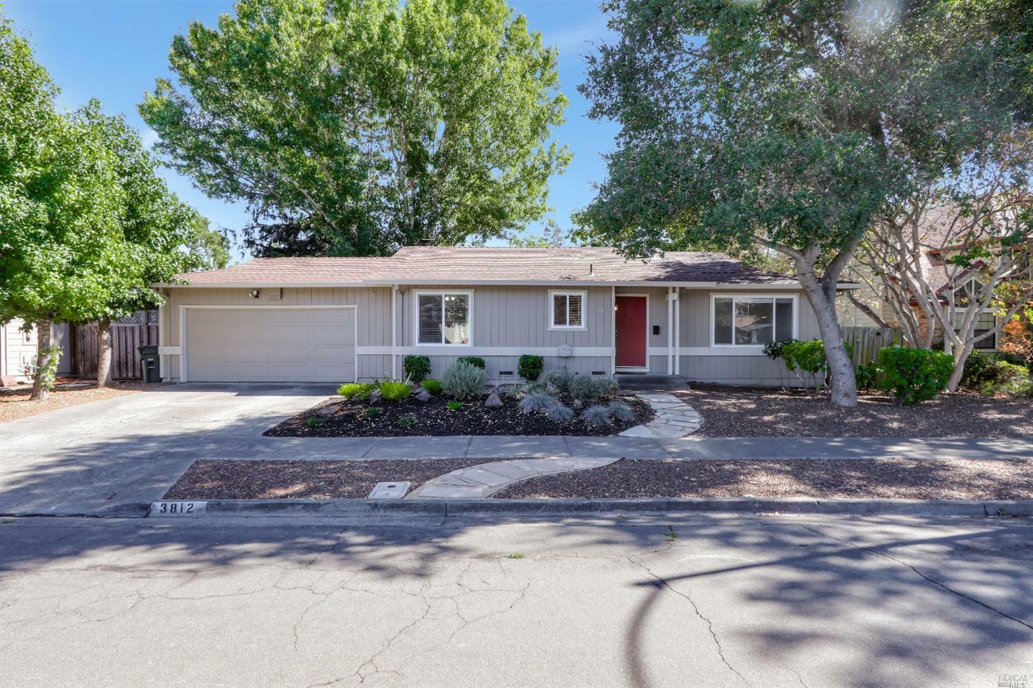 Property Photo: 3812 Sherbrook Drive CA 95404