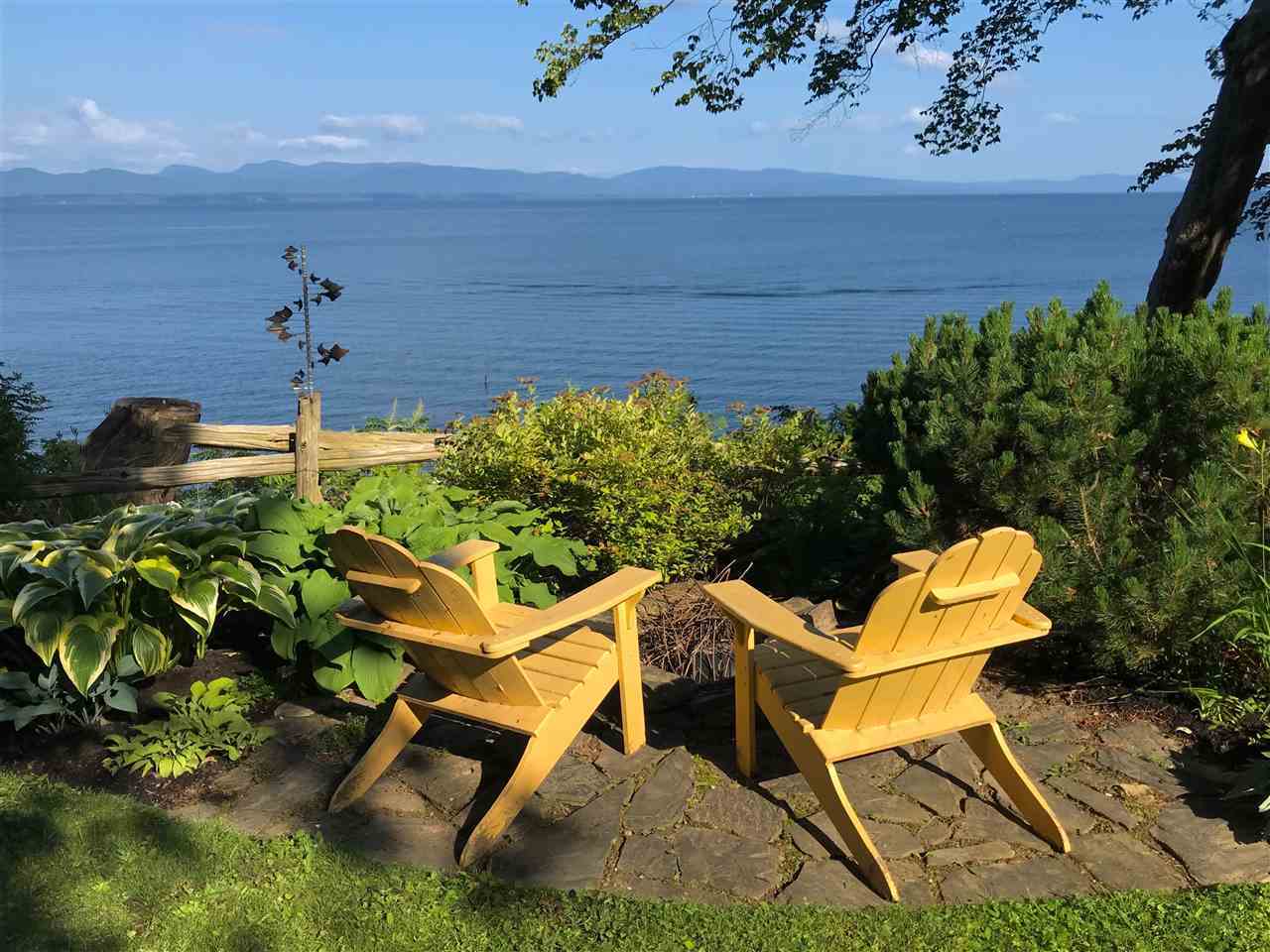 Property Photo:  293 Ordway Shore Road  VT 05482 