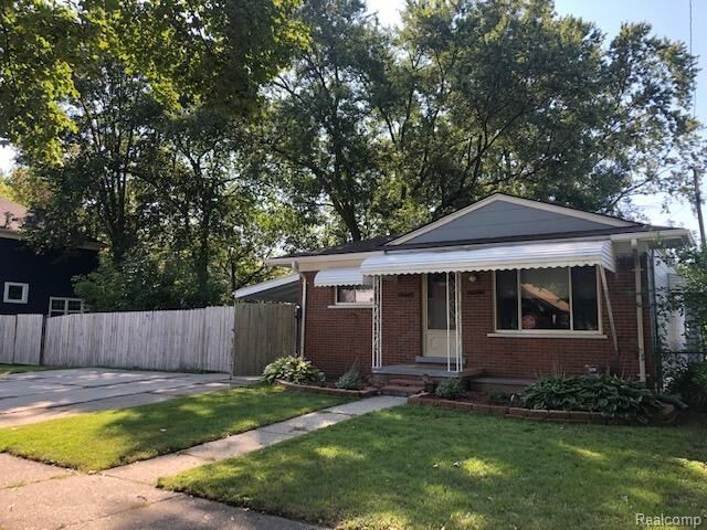 400 E George Avenue  Hazel Park MI 48030 photo