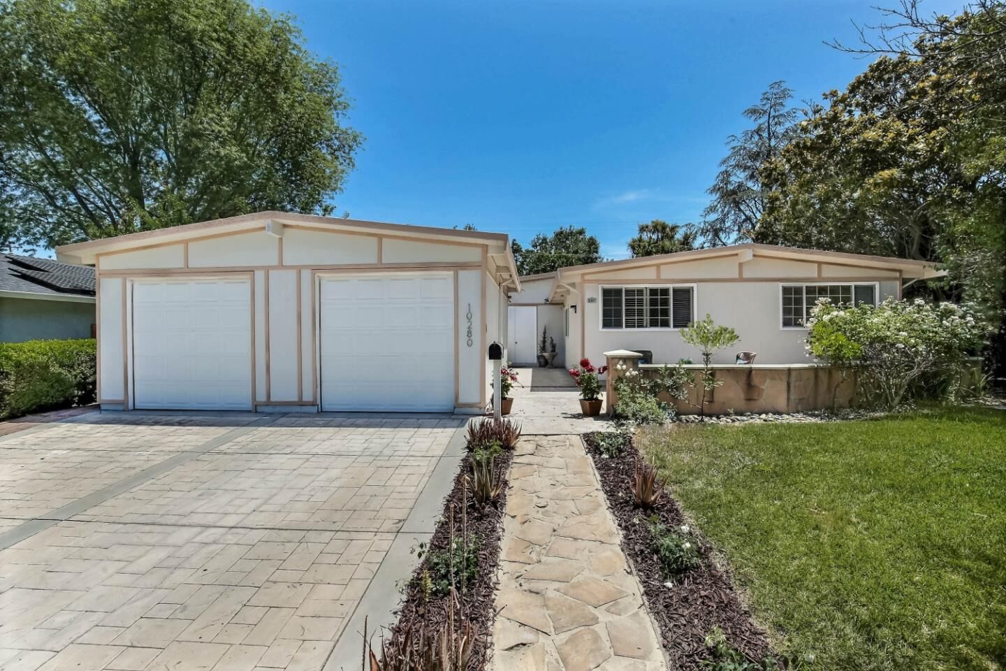 Property Photo:  10280 Vicksburg Drive  CA 95014 