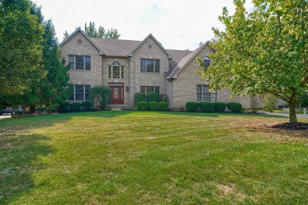 Property Photo:  7206 Hawksbeard Drive  OH 43082 