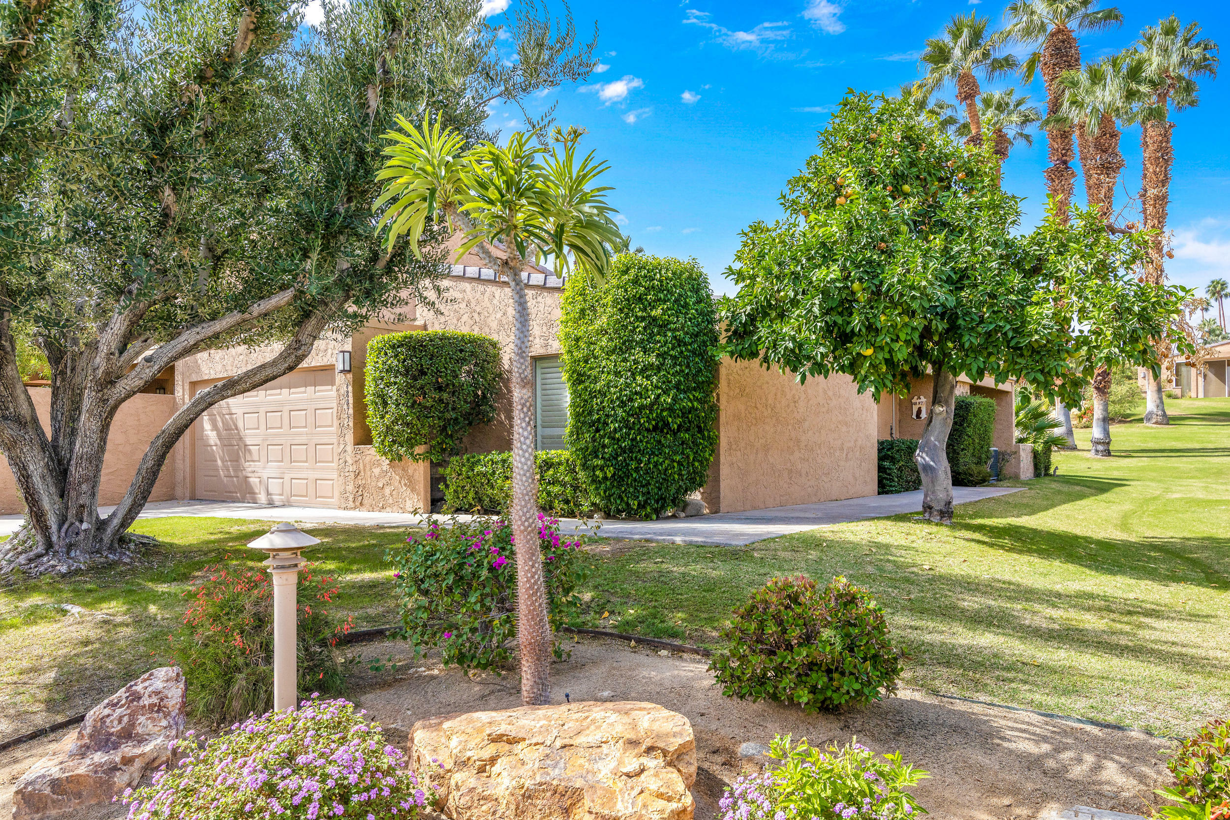 Property Photo:  48873 Owl Lane  CA 92260 