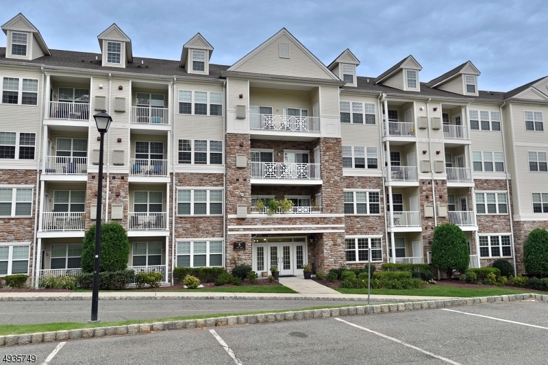 Property Photo: 5204 Sanctuary Blvd 5204 NJ 07457