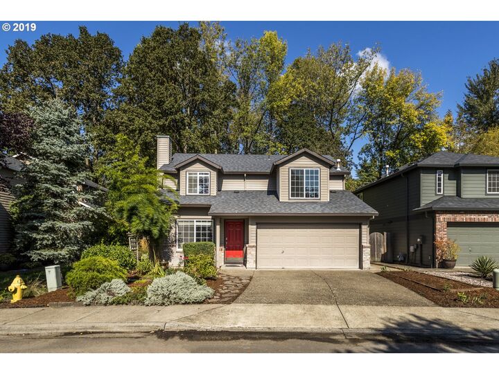 7661 SW Chase Ln  Portland OR 97223 photo