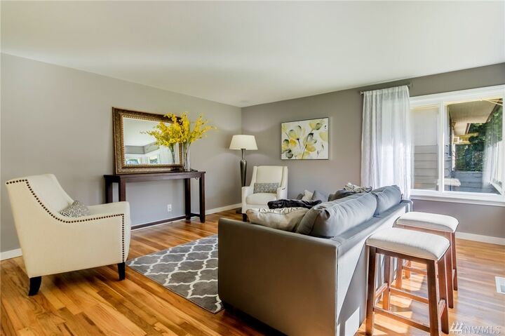 Property Photo: 1226 S 115th Street WA 98168