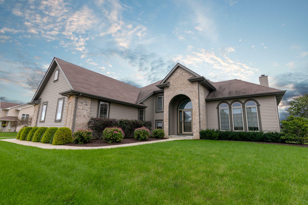 Property Photo: 15405 67th St WI 53142