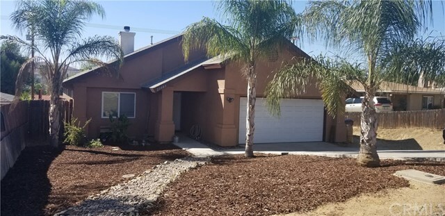 Property Photo:  23483 Vista Way  CA 92587 