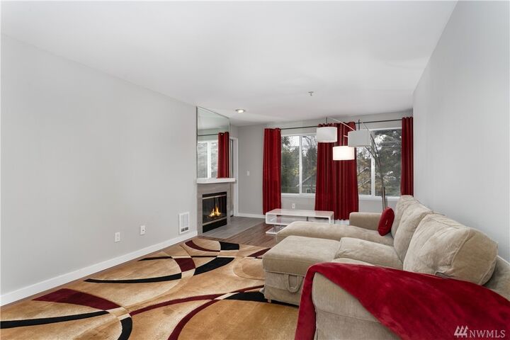 Property Photo:  18210  73rd Avenue NE 301  WA 98028 