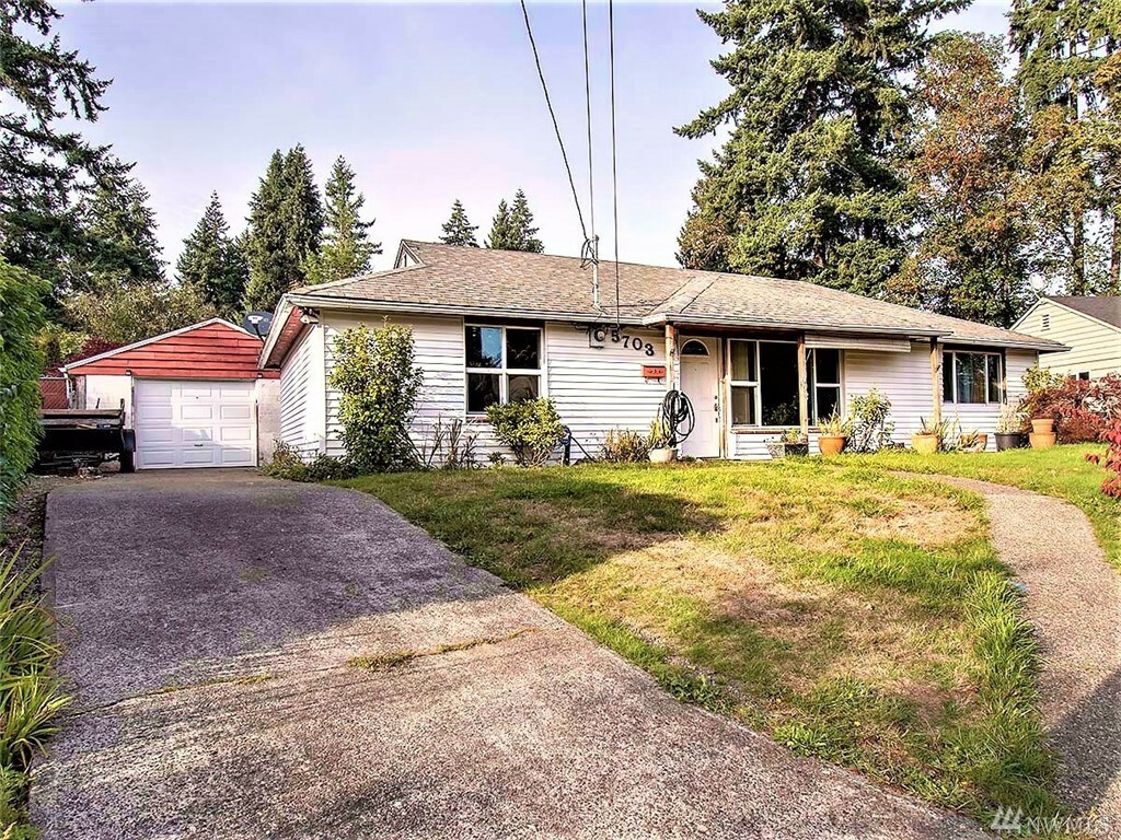 Property Photo:  5703 239th St SW  WA 98043 