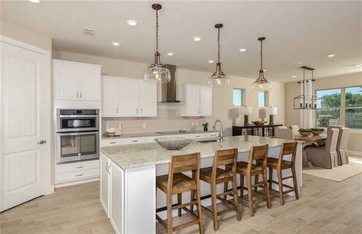 Property Photo:  429 Gleaming Andover Way  FL 32779 