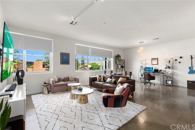 Property Photo:  435 W Center Street Promenade 214  CA 92805 