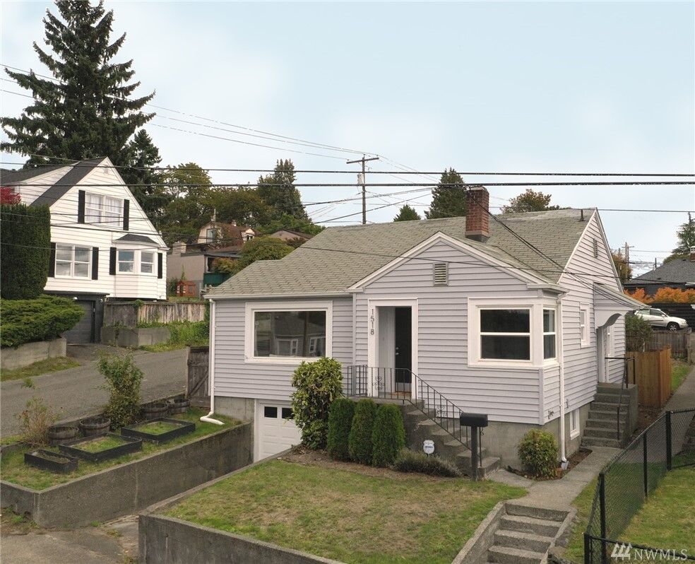 Property Photo: 1518 Perry Avenue WA 98310