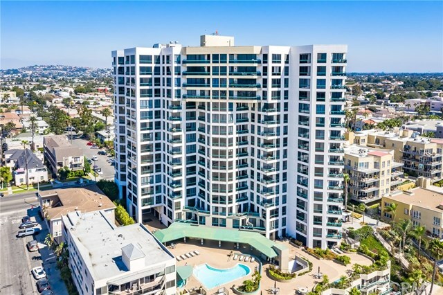 Property Photo: 1310 E Ocean Boulevard 903 CA 90802