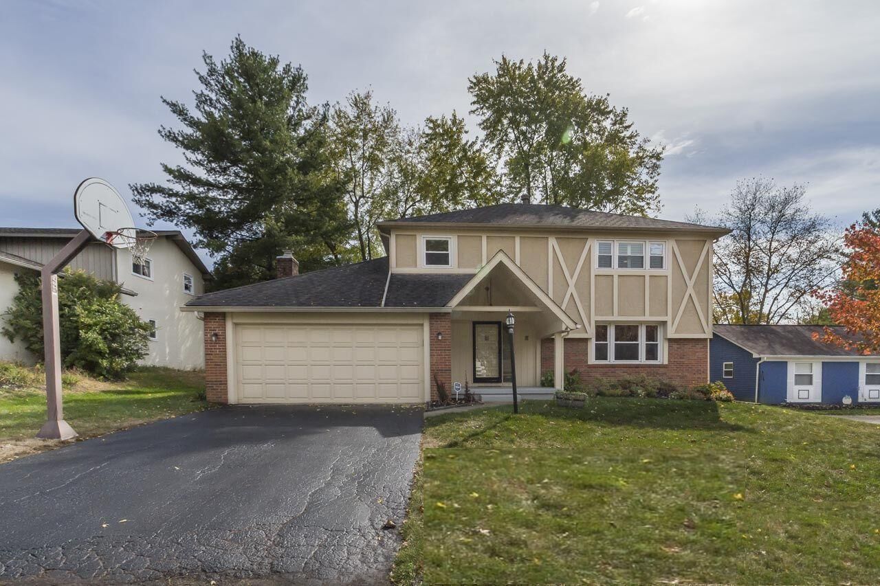 Property Photo:  529 Wickham Way  OH 43230 